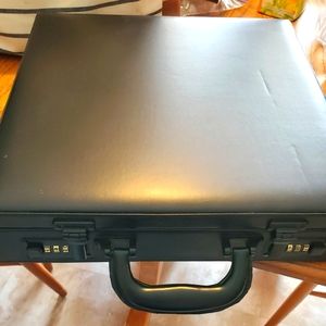 Jewelry attache case